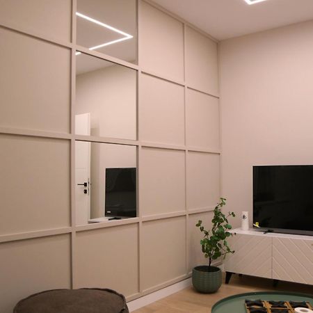Abc Apartment Blloku Center Tirana Exterior foto